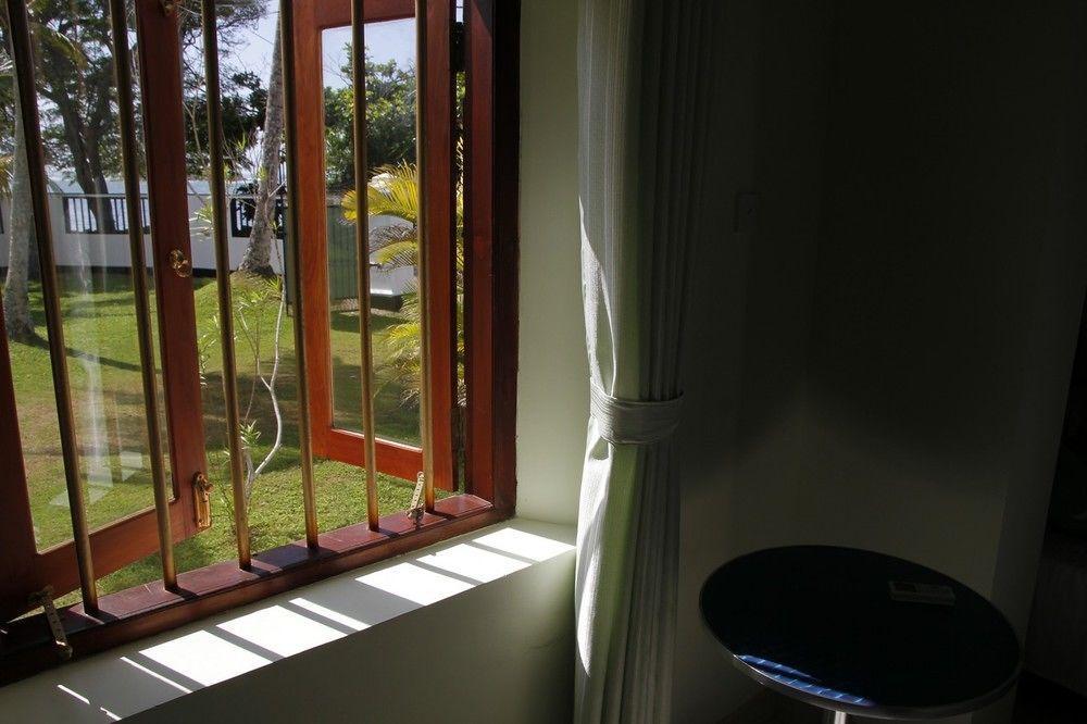 Acquabey Surf Villa Matara Exterior photo